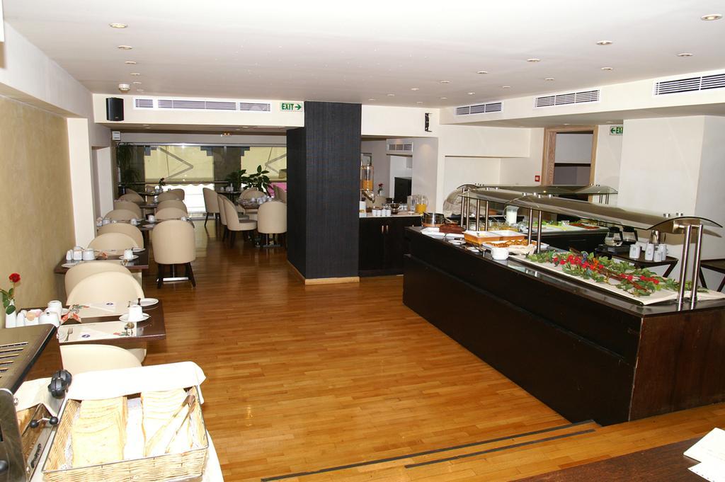 โรงแรมโลเซงเก เอเธนส์ ร้านอาหาร รูปภาพ